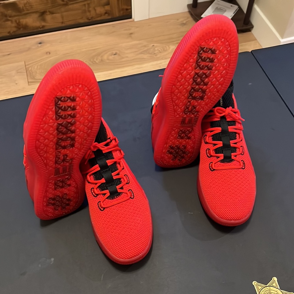 Puma Clyde Court RFORM Red - Picture 2 of 3